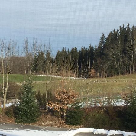 Privatzimmer Vermietung Helmut Buergmann Kirchberg bei Mattighofen Exterior photo